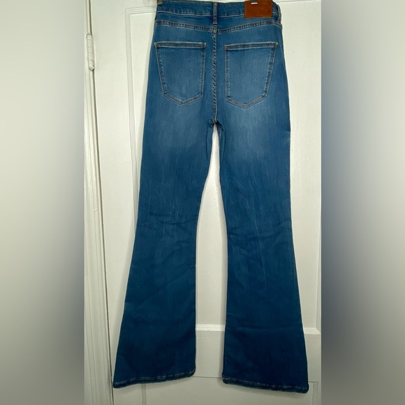 ZARA NWT Women's Blue Flared Jeans - Picture 5 of 8
